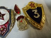 Значки разные 5 шт