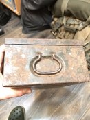 Аптечка Verbandkasten с номером автомобиля