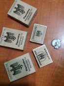 3 пачки сигарет+спички+ кокарда СС