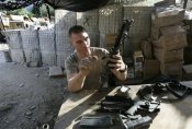 m4-cleaning-cristopher-davis-afghanistan-090706jpg-46ad9c16fd37638f_large.jpg
