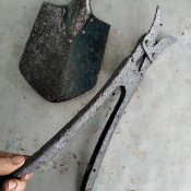 Австрійська саперка та кусачки ПСВ.