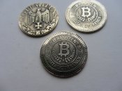 3 гривны с символикой