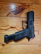 Травматический пистолет T-Rex (на базе CZ P-07)