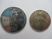 Сувениры с символикой и биткоин