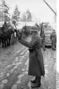Bundesarchiv_Bild_101I-725-0190-16__Russland__R_ckzug_deutscher_Truppen__Posten.jpeg