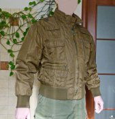 эксклюзивный бомбер-пилот Freebase б/у, размер L-XL