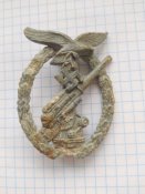 Нагрудный знак «Сухопутная зенитная артиллерия»