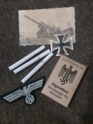 Три пачкі цигарок