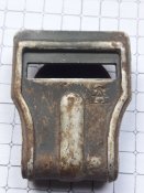 Крючок ремня противогазной коробки ал