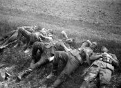 German_soldiers_sleeping_in_fileds.jpg