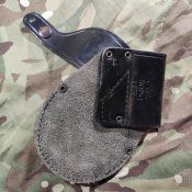 Шкіряний чохол для кайданок . Оригінал поліції Великобританії.