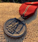 Боевая Медаль «За зимнюю кампанию на Востоке (1941-42) в состоянии!