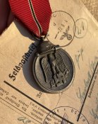 Боевая Медаль «За зимнюю кампанию на Востоке (1941-42) в состоянии!