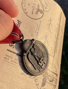Боевая Медаль «За зимнюю кампанию на Востоке (1941-42) в состоянии!