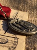 Боевая Медаль «За зимнюю кампанию на Востоке (1941-42) в состоянии!