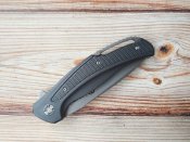 Складной нож от Columbia River Knife and Tool (CRKT). Модель Windage Veff Serrations R2402. Оригинал