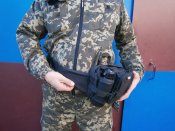 Поясная сумка с бутылкой чёрная Макс Фукс Германия.