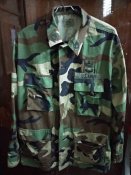 USA U.S. Army Кітель камуфляжний із нашивками. Є контрактний номер