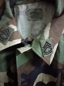 USA U.S. Army Кітель камуфляжний із нашивками. Є контрактний номер