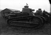 Tank_1b90284081_1.jpg
