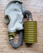 Три б/у противогаза РШ-4 одним лотом