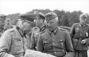 Генерал-майор Эрих Бранденбергер и Эрих...