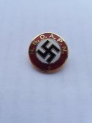 Золотой партийный знак НСДАП