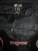 Рюкзак треккинговый Jansport (США) с жесткостью + дождевой чехол.