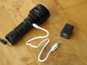 Мощный Поисковый фонарь ThruNite Catapult V6 koпiя на Cree XM-L2 диоде