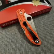 Spyderco Delica 4 orange