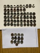 57 пуговиц с 3 отверстиями + бонус .    3 рей...