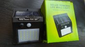 LED фонарь на 30 диодов автономный с датчиком движения