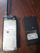 Япония оригинальная радиостанция  ICOM IC-F11 +оригинальное зарядное+чехол+кейс пластиковый