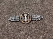 Знак" Бомбандирувальник" в сріблі
