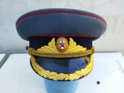 Фуражка офицеров БТВ и артиллерии обр.1955 г.  Жуковка