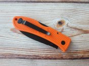 Складной нож от компании Ka-Bar. Модель Dozier Folding Hunter Blaze Orange (4062BO). Оригинал
