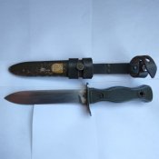 Боевой нож Бундесвера.