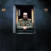 Император Николай Второй в вагоне.