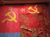 Фрагменты флагов из СССР .