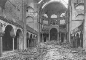1938_Berlin_synagogue_Kristallnacht.jpg