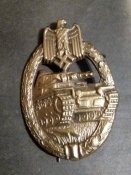 Нагрудний знак за танкову атаку ( бронза)