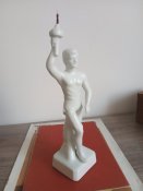 Фарфоровий факелоносец. Олимпиада 1936г. Берлин.