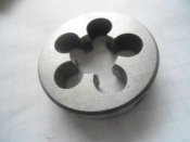 Плашка M13x1 левая