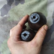 9. Ммг. Британських ручних гранат Mk 16