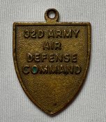 Медальон командования 32-й армии США по ПВО.