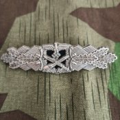 Нагрудный знак «Nahkampfspange des Heeres» II степени «в серебре», реплика.