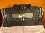 Сумка спортивная дорожная  Nike273 регулируем объем серо-зеленая