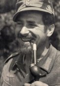 Курительная трубка "Bruyere garantie", зажигалка немецкого солдата.