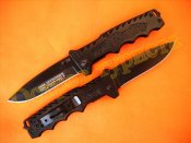 Нож складной Dark Operation с клипсой и отверстием для темляка