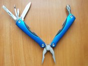 Multi Tool АА-2б фонарик голубой